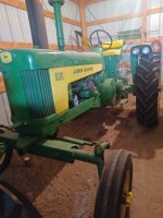 JD 530 Tractor with 8W Sickle Mower
