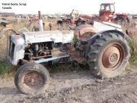 Fordson%20Tractor%20001.jpg